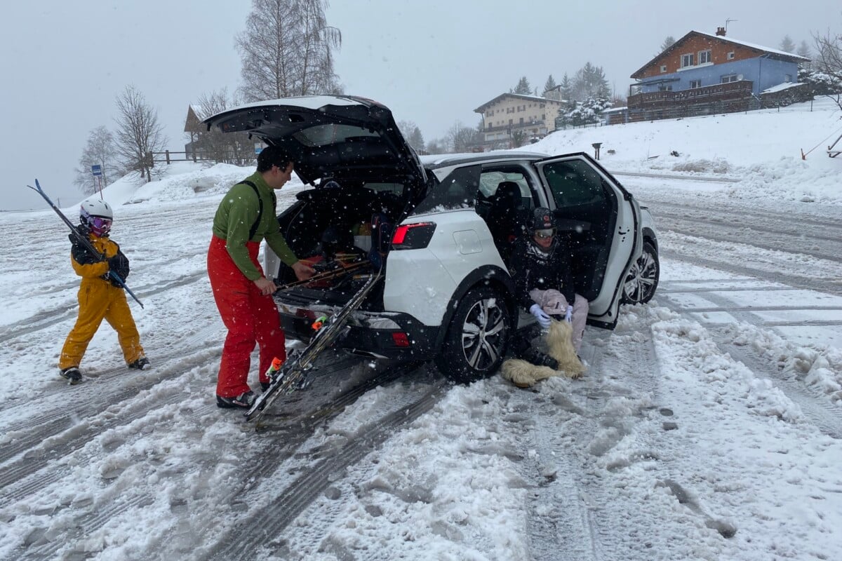 véhicule pour un voyage en hiver
